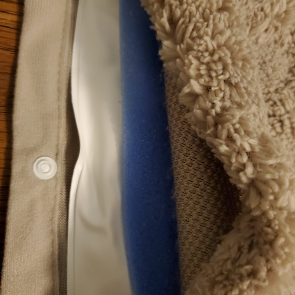 Sunbeam, Ultra Soft Heating Pad with 4 heat settings. New In Box - Picture 7 of 16